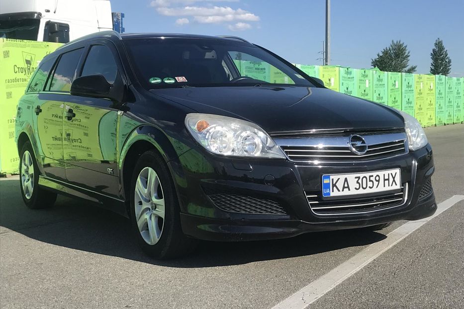 Продам Opel Astra H 2010 года в Киеве