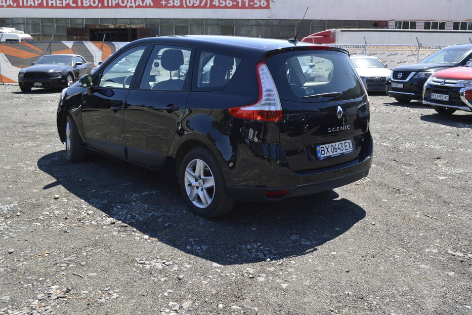 Продам Renault Grand Scenic 2012 года в Хмельницком