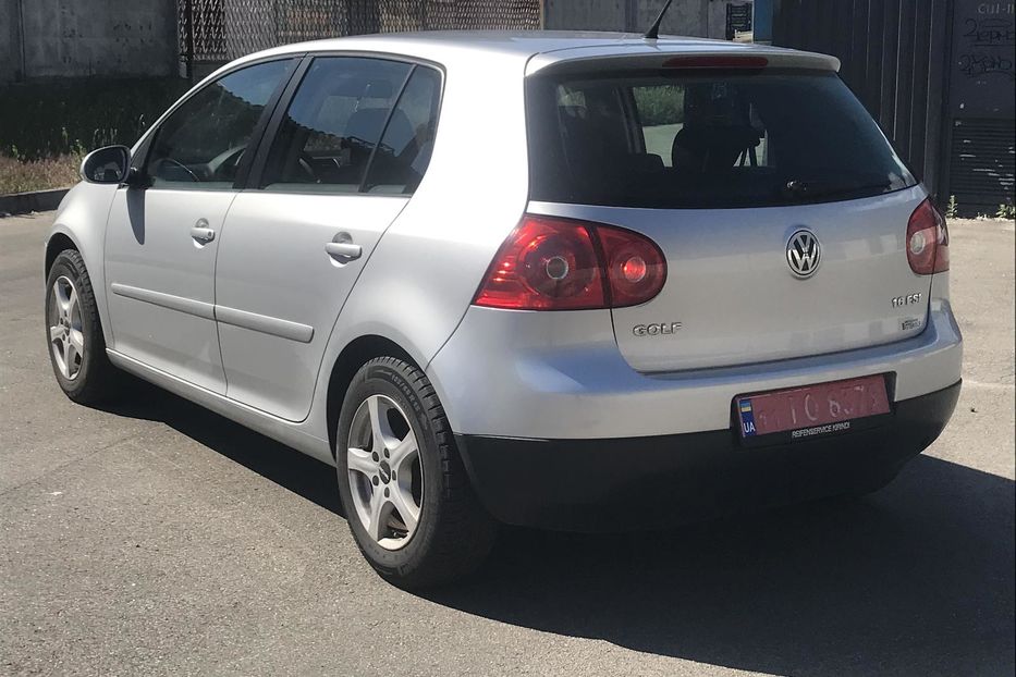 Продам Volkswagen Golf V 2008 года в Киеве