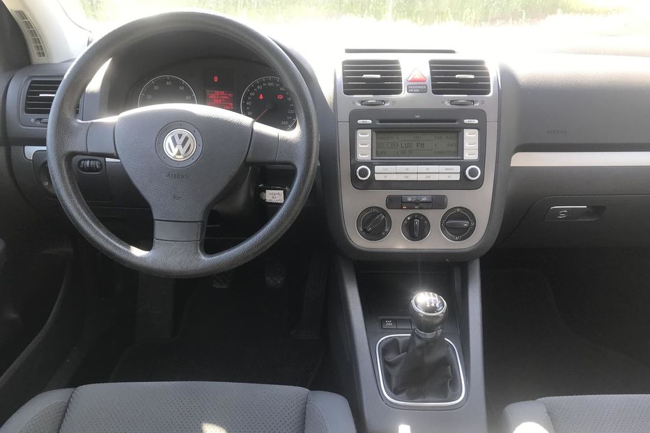 Продам Volkswagen Golf V 2008 года в Киеве