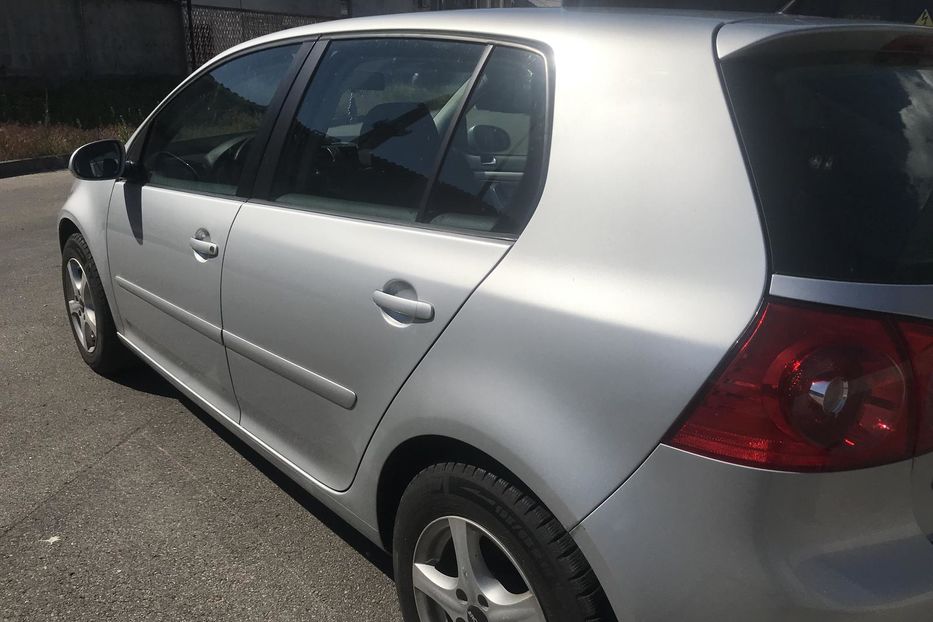 Продам Volkswagen Golf V 2008 года в Киеве