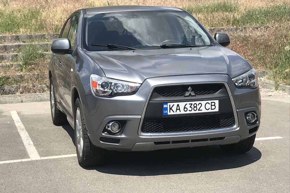 Продам Mitsubishi Outlander 2010 года в Киеве