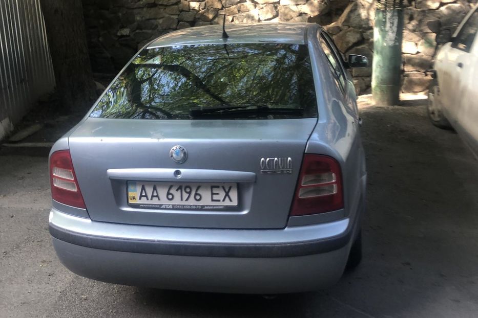 Продам Skoda Octavia Elegance 2003 года в Киеве