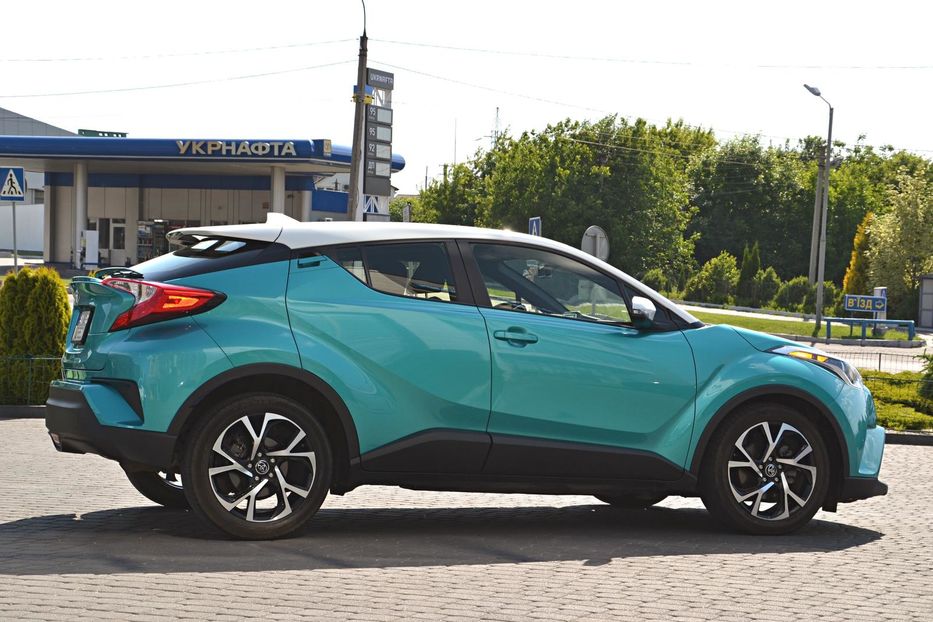 Продам Toyota C-HR 2018 года в Хмельницком