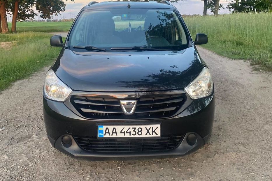 Продам Dacia Lodgy 2013 года в Киеве