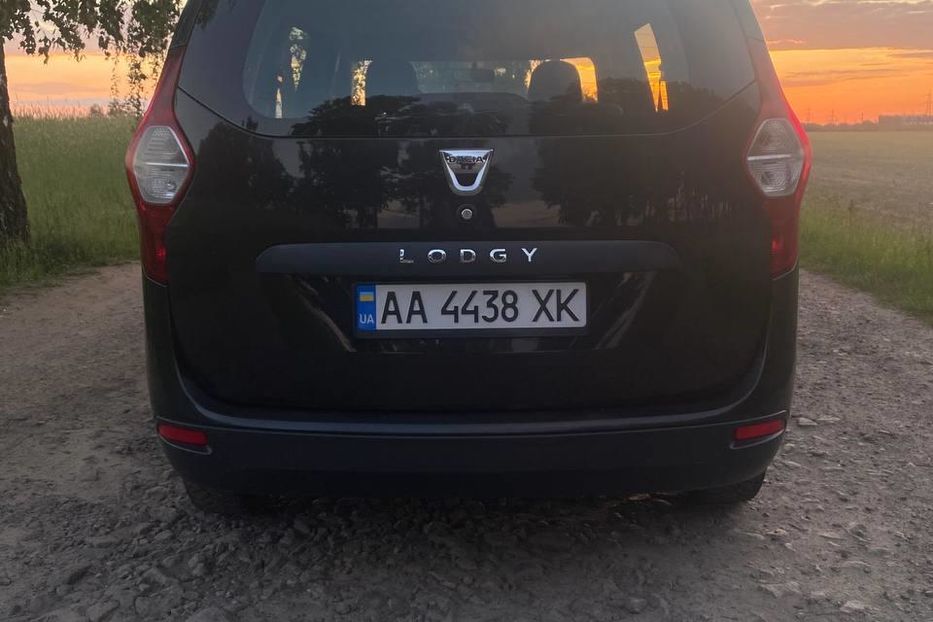 Продам Dacia Lodgy 2013 года в Киеве
