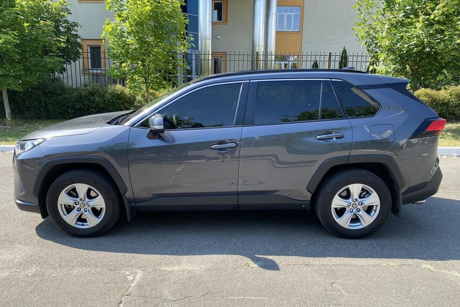 Продам Toyota Rav 4 ACTIVE  2021 года в Киеве