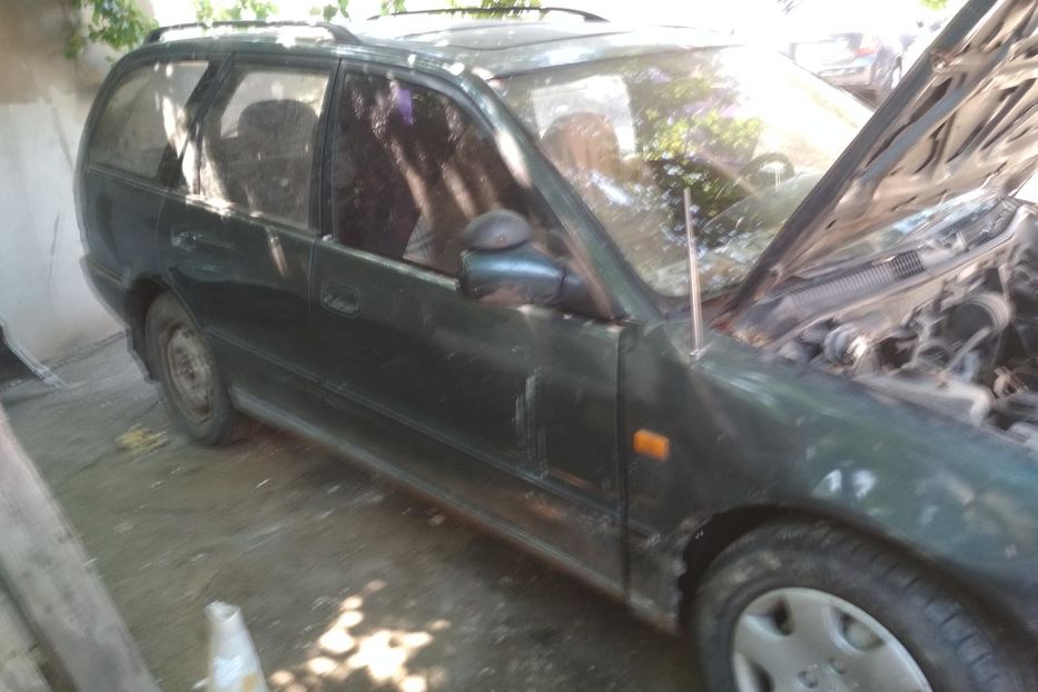 Продам Nissan Primera 1994 года в Киеве