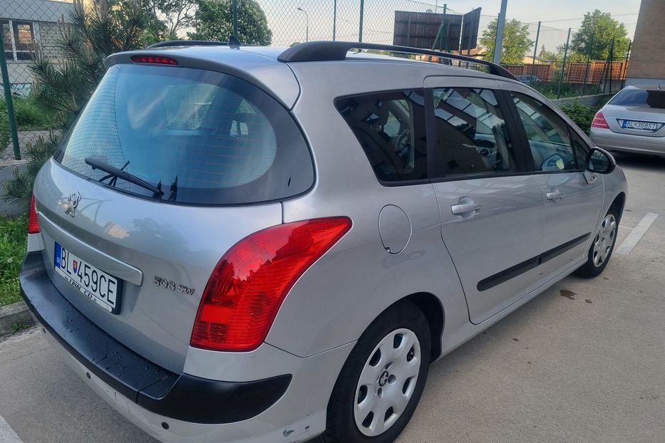 Продам Peugeot 308 SW (combi)  2011 года в Ужгороде