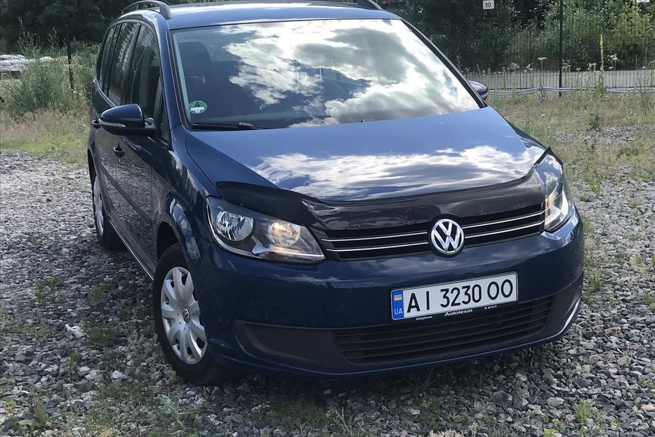 Продам Volkswagen Touran 2012 года в Киеве