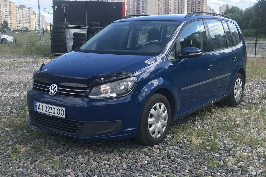 Продам Volkswagen Touran 2012 года в Киеве