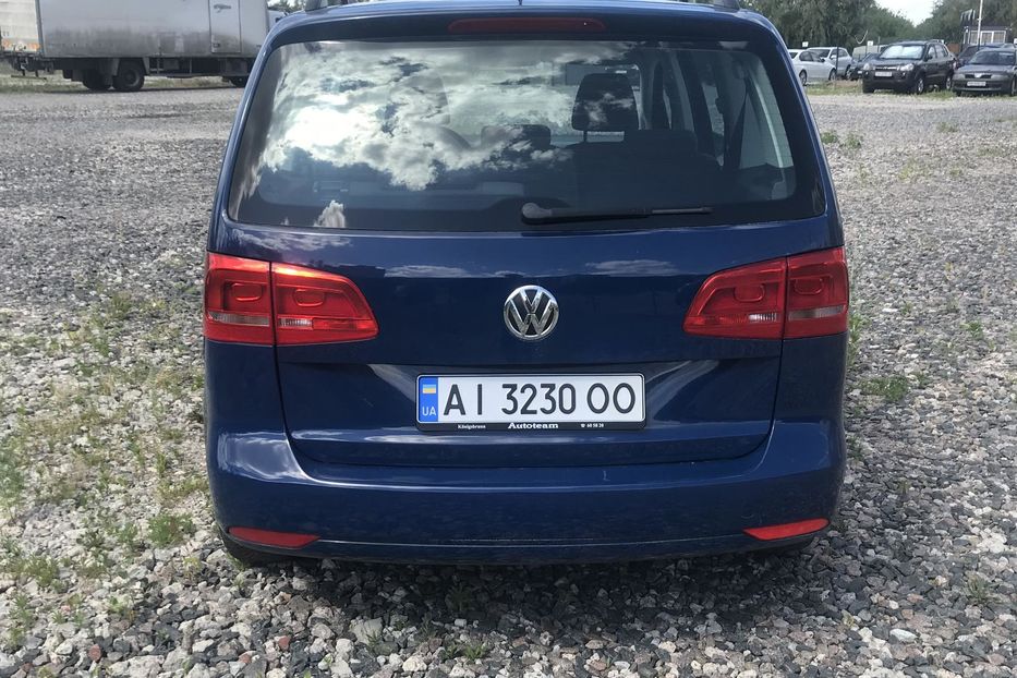 Продам Volkswagen Touran 2012 года в Киеве