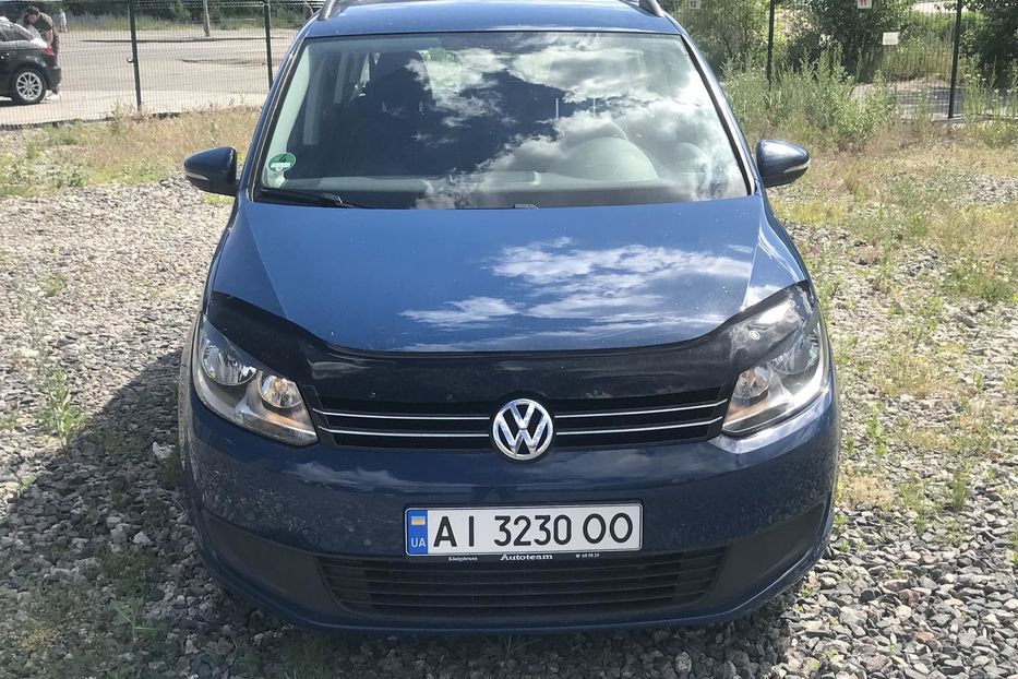 Продам Volkswagen Touran 2012 года в Киеве