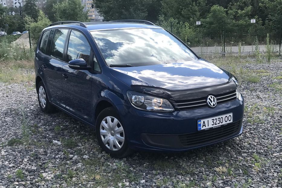 Продам Volkswagen Touran 2012 года в Киеве