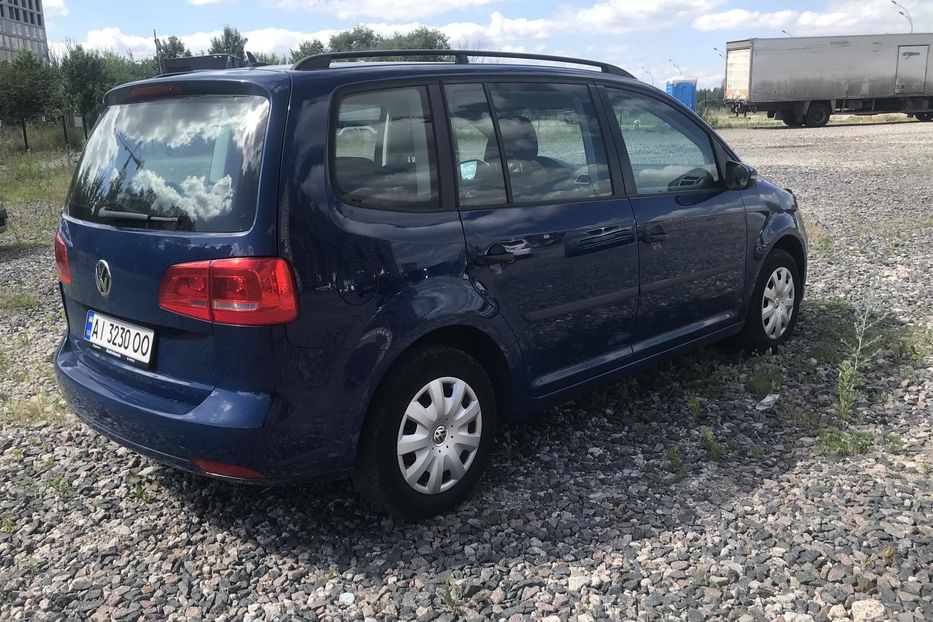 Продам Volkswagen Touran 2012 года в Киеве