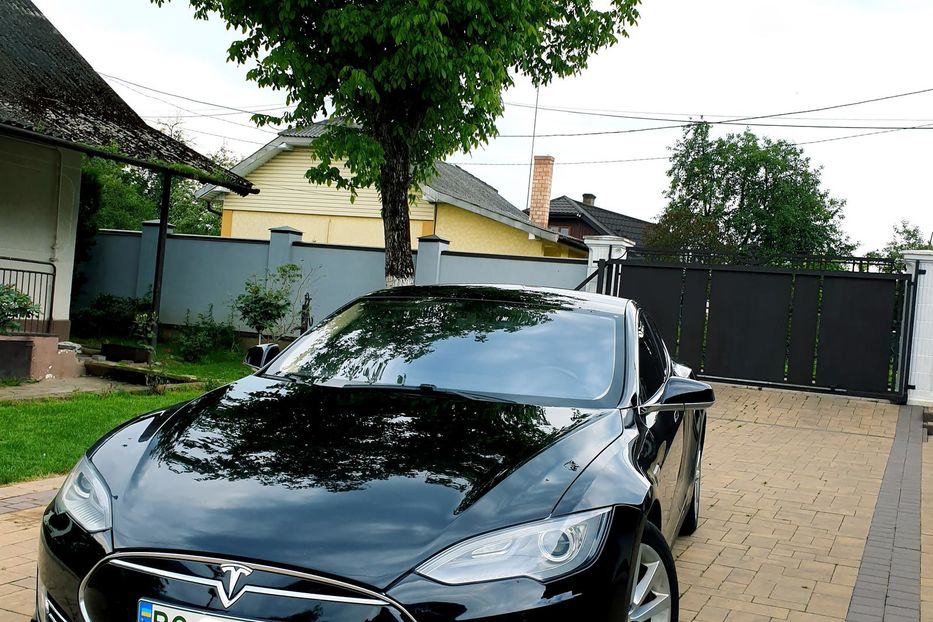 Продам Tesla Model S P85 2013 года в г. Стрый, Львовская область