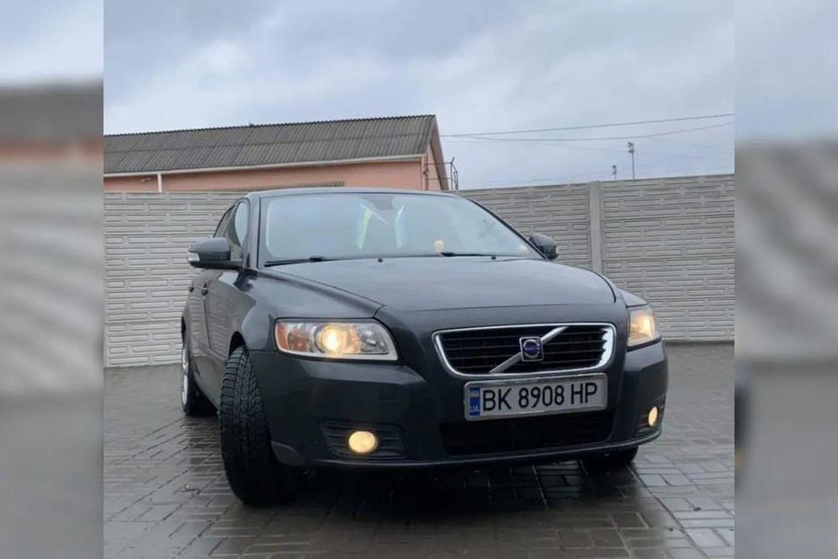 Продам Volvo V50 2010 года в Ровно