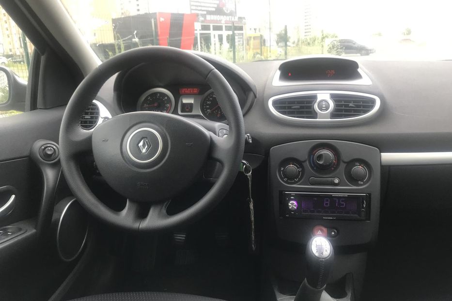 Продам Renault Clio 2009 года в Киеве