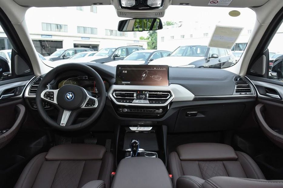 Продам BMW K IX3 80kW 2022 года в Киеве
