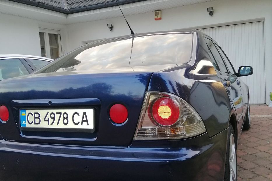 Продам Lexus IS 200 1999 года в Чернигове