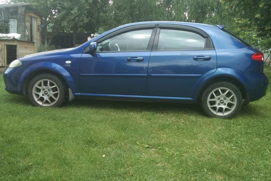 Продам Chevrolet Lacetti 2008 года в Киеве