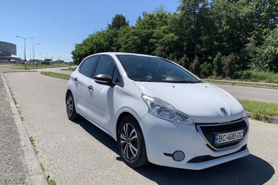 Продам Peugeot 208 2012 года в Львове