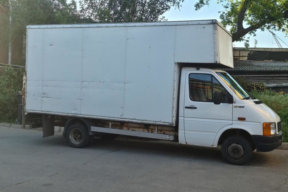 Продам Volkswagen LT груз. промтоварная будка 2000 года в Киеве