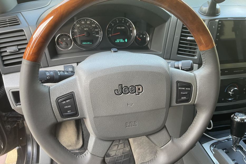 Продам Jeep Grand Cherokee 2007 года в Одессе