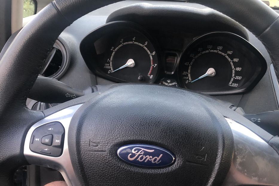 Продам Ford Fiesta Мк 7 2013 года в Николаеве