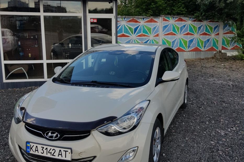 Продам Hyundai Elantra 2011 года в Киеве