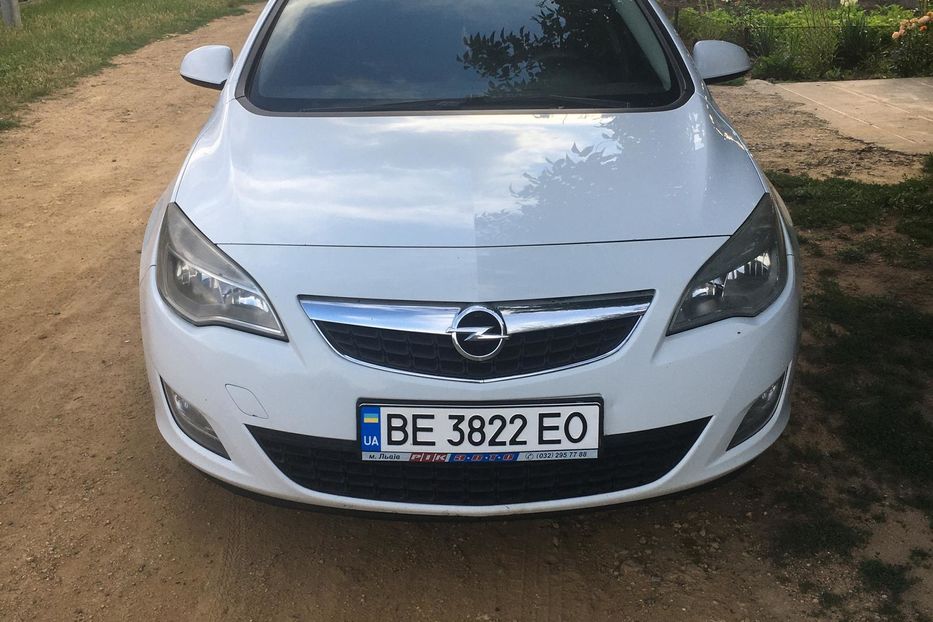 Продам Opel Astra J 2011 года в г. Веселиново, Николаевская область