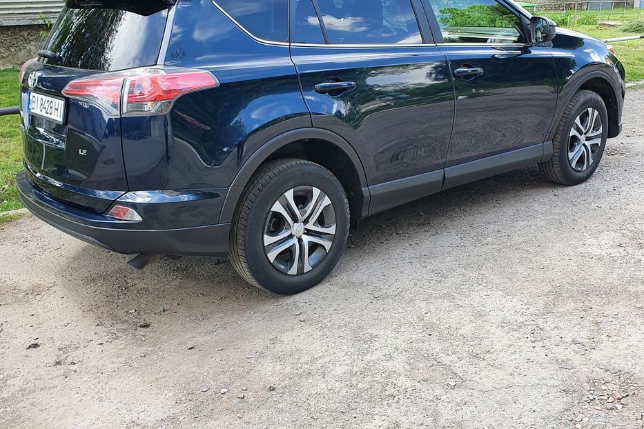 Продам Toyota Rav 4 2018 года в Полтаве
