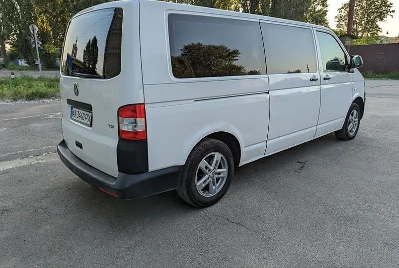 Продам Volkswagen T5 (Transporter) пасс. Дизель  2013 года в г. Маяки, Одесская область