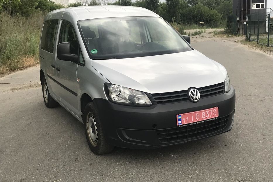 Продам Volkswagen Caddy пасс. 2011 года в Киеве