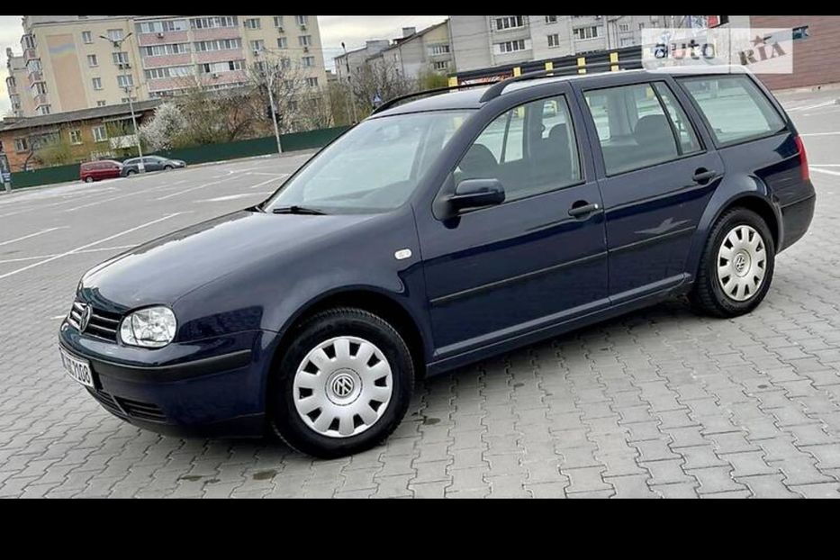 Продам Volkswagen Golf IV 1.4 Mpi 2000 года в Киеве