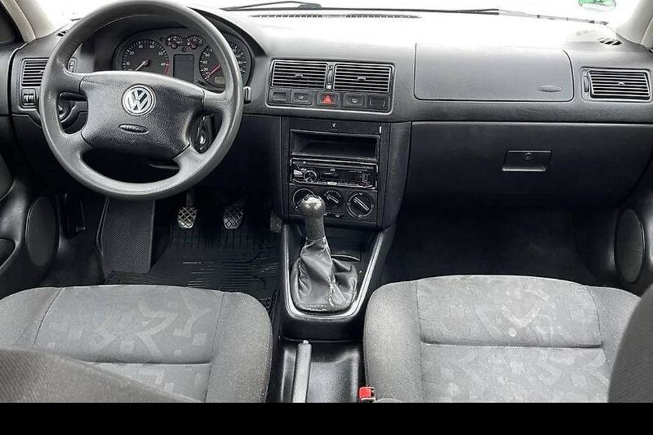 Продам Volkswagen Golf IV 1.4 Mpi 2000 года в Киеве