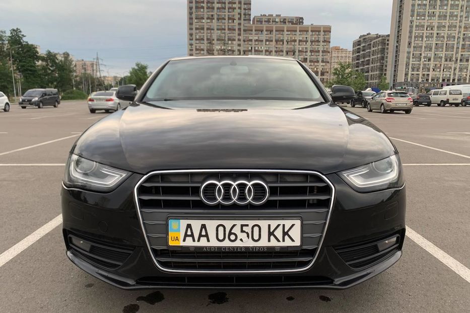 Продам Audi A4 1.8 TFSI 2013 года в Киеве