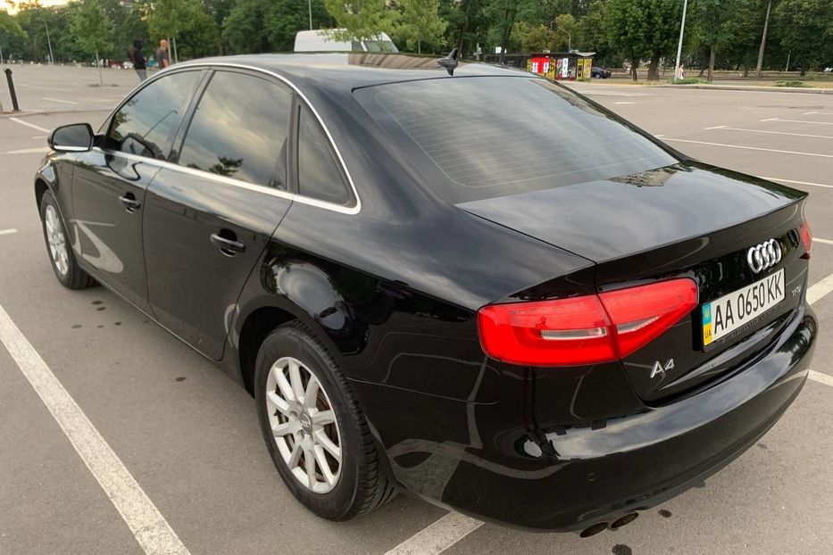 Продам Audi A4 1.8 TFSI 2013 года в Киеве