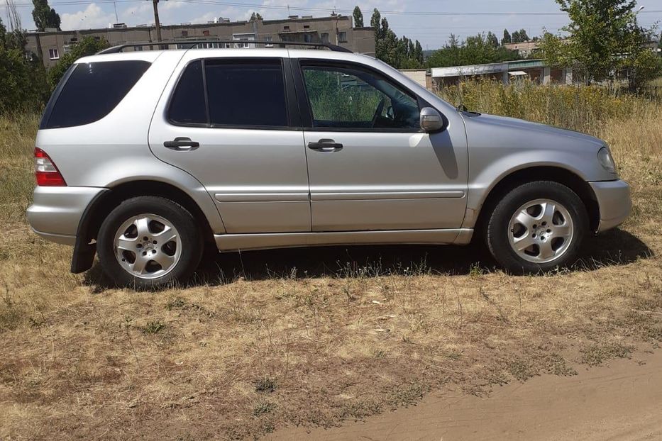 Продам Mercedes-Benz ML 270 2002 года в г. Брянка, Луганская область