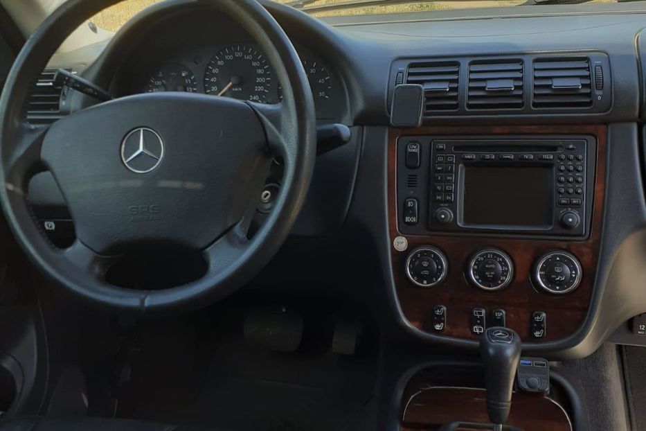 Продам Mercedes-Benz ML 270 2002 года в г. Брянка, Луганская область