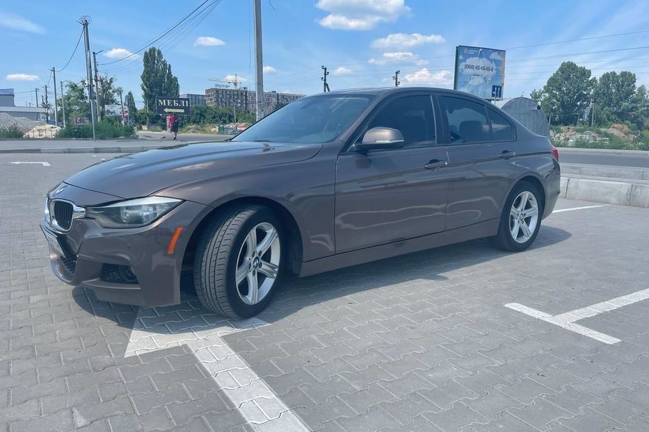 Продам BMW 328 i 2013 года в Киеве