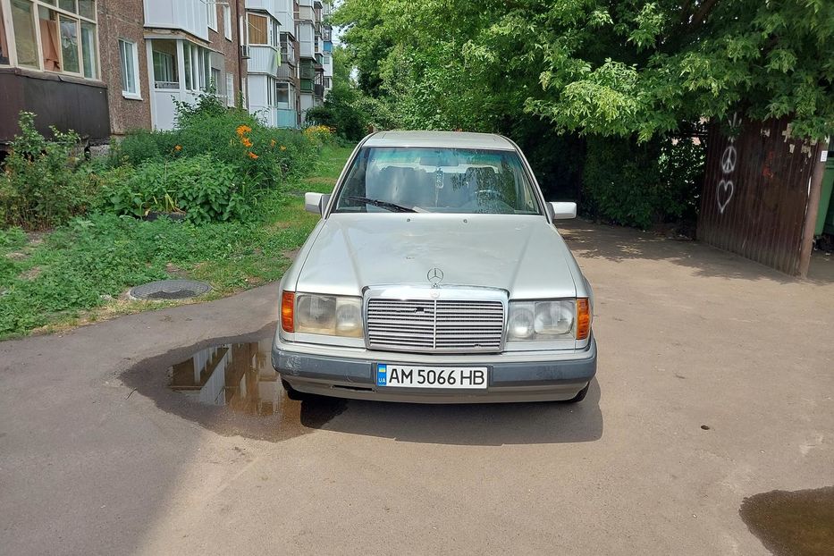 Продам Mercedes-Benz 200 1990 года в Житомире