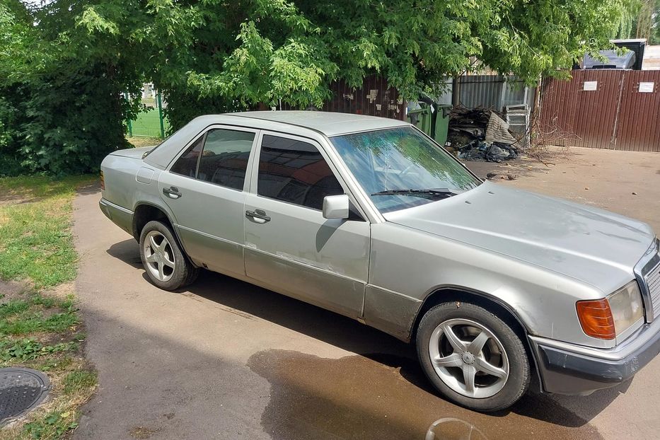 Продам Mercedes-Benz 200 1990 года в Житомире