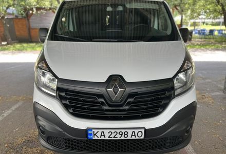 Продам Renault Trafic пасс. 2015 года в Киеве