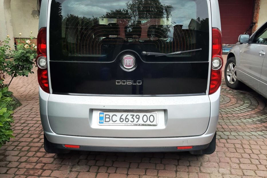 Продам Fiat Doblo пасс. 2010 года в Львове