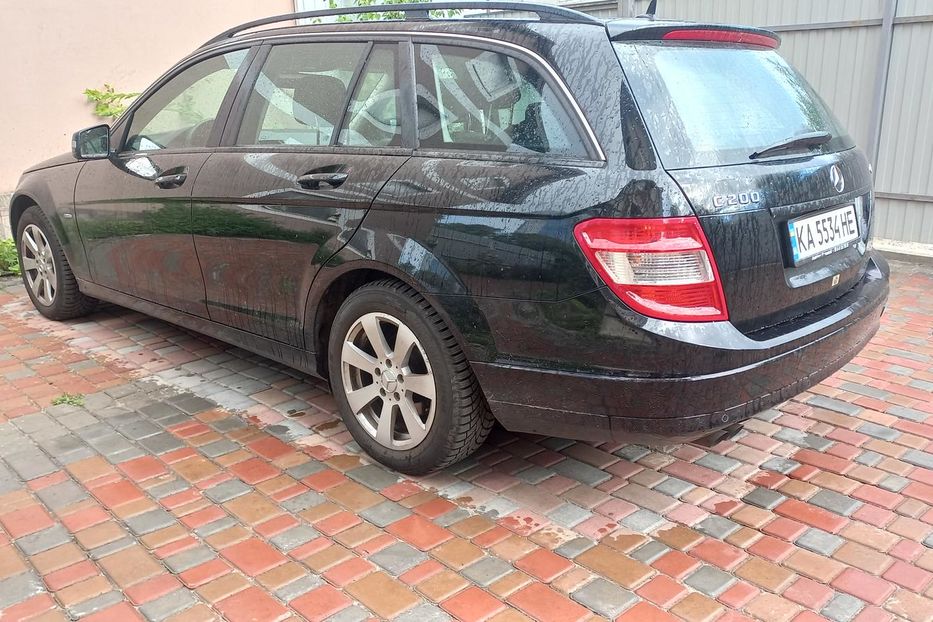 Продам Mercedes-Benz C-Class C200 cdi 2010 года в Киеве