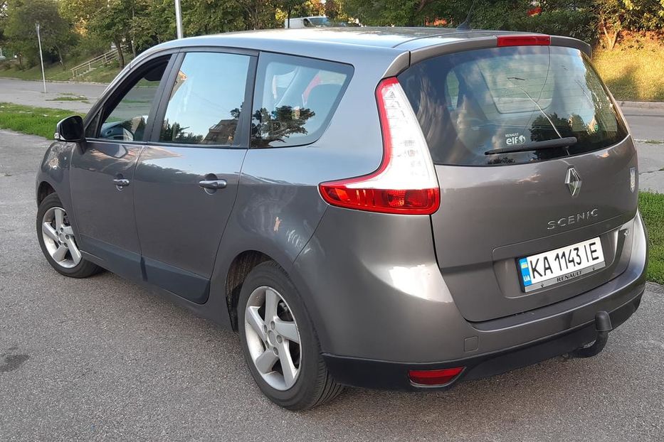 Продам Renault Scenic BOSE  2010 года в Киеве