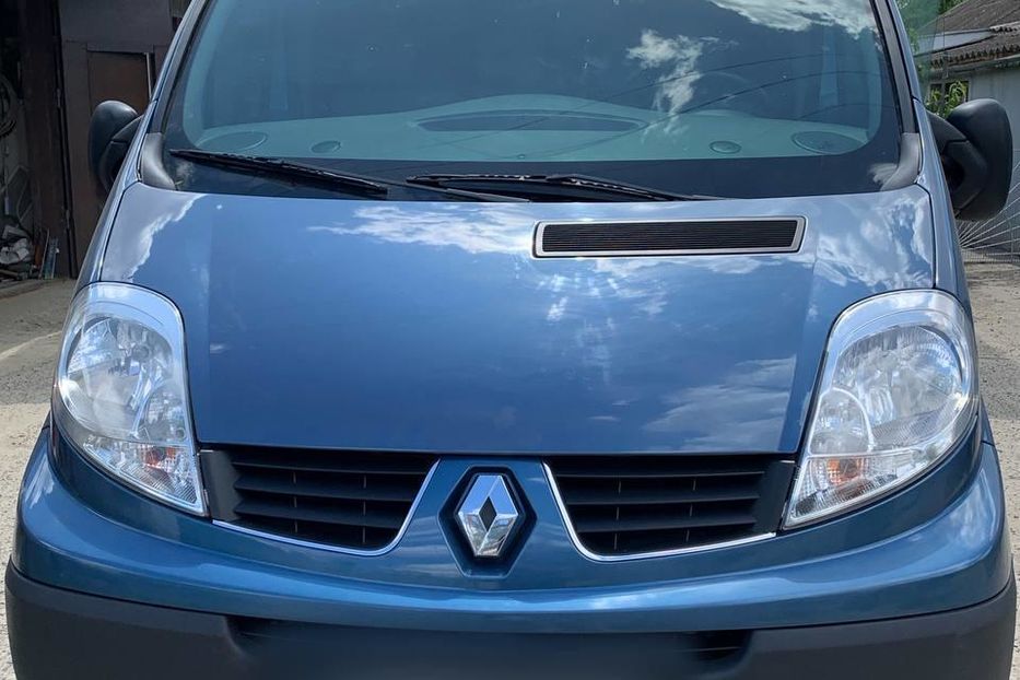 Продам Renault Trafic пасс. 2013 года в Николаеве