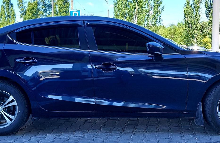 Продам Mazda 3 ОФИЦИАЛ.  2015 года в Днепре