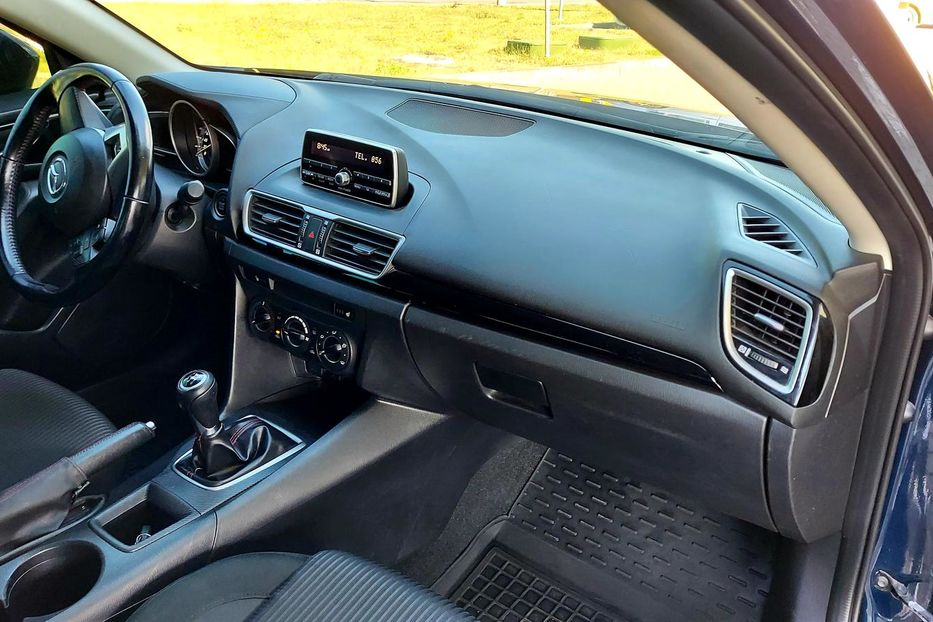 Продам Mazda 3 ОФИЦИАЛ.  2015 года в Днепре